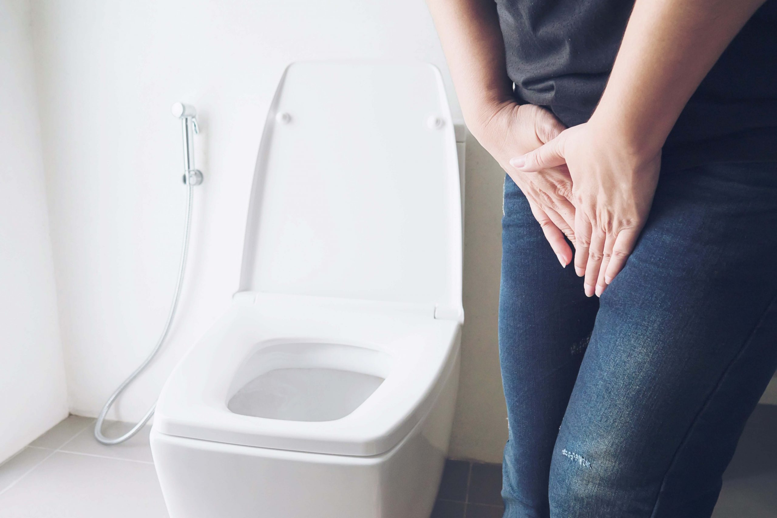 Read more about the article 5 Signs and Symptoms of UTI